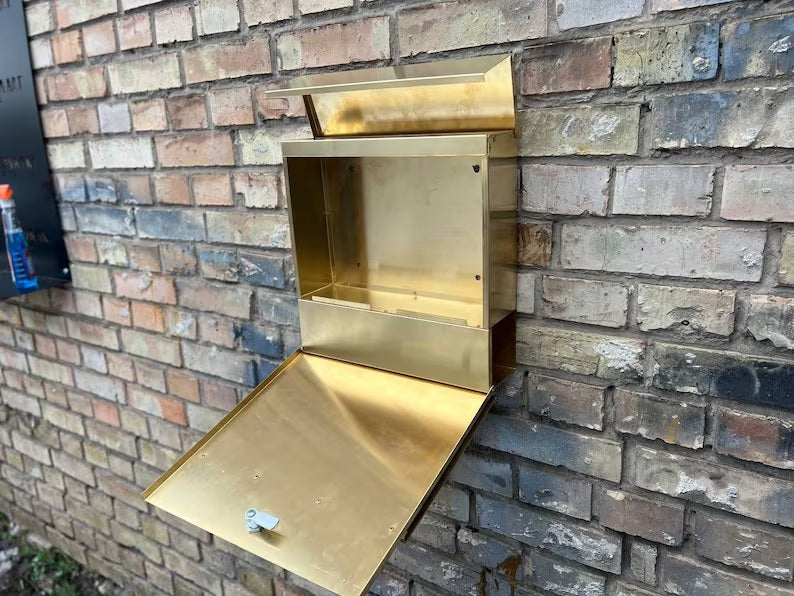 PURE BRASS Personalized Mailbox